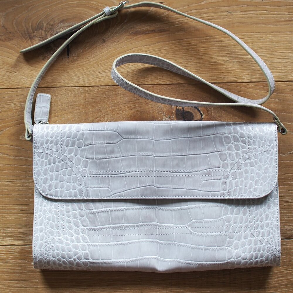 Danier Leather | Like NEW Clutch